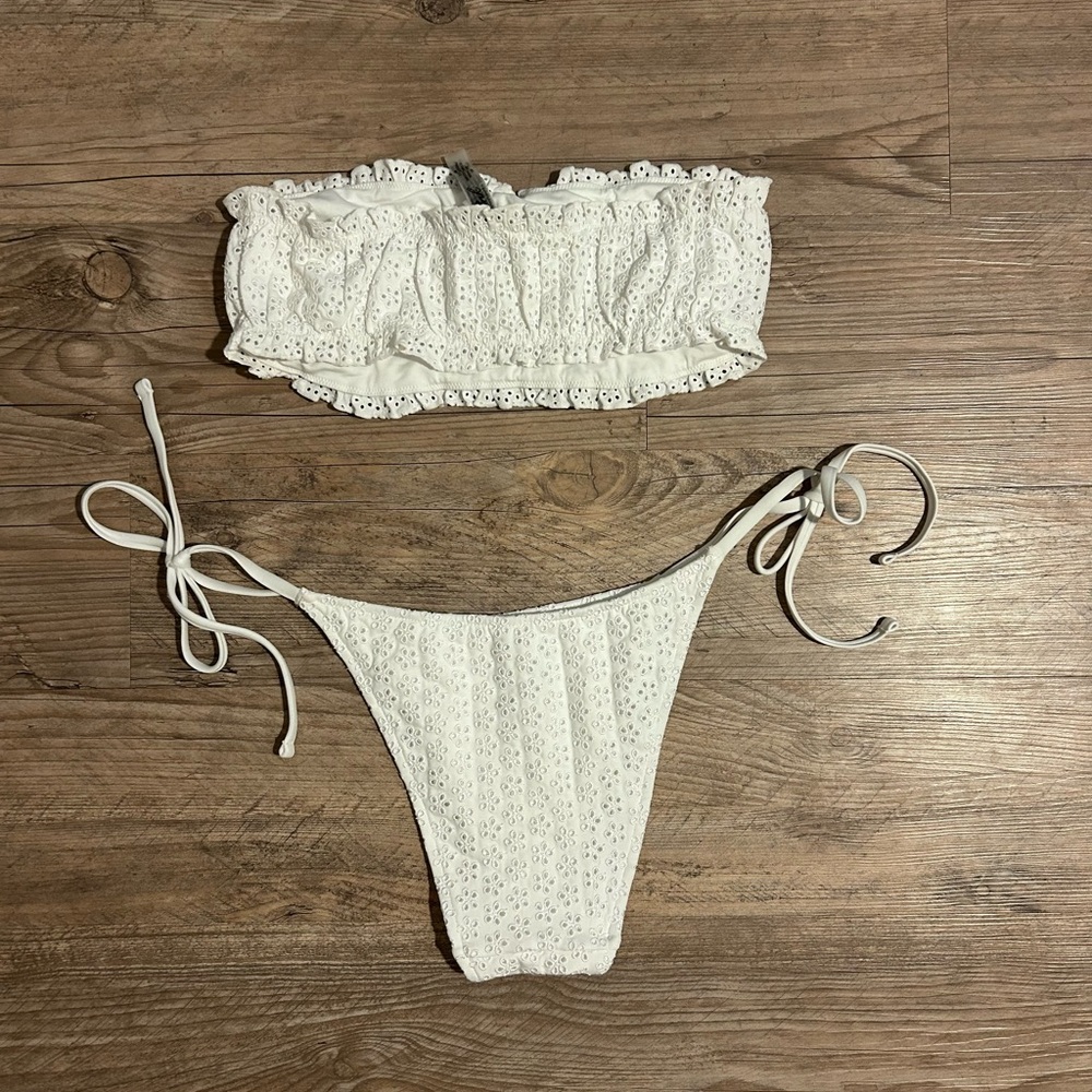 Frankie's Bikinis White Eyelet Strapless Bikini Set - Picture 2 of 4